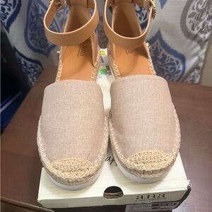 a.n.a Women's Beige Espadrille Flats